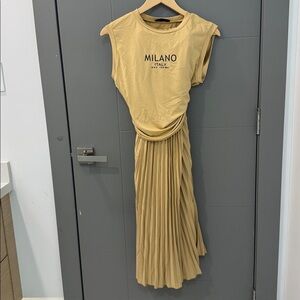 Beige Sleeveless Top with Milano Print